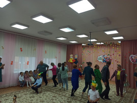Утренник ко Дню пожилых людей Утренник ко Дню пожилых людей.